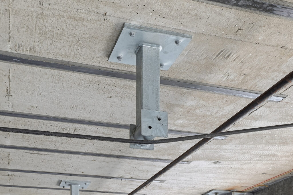 01-001_ACAM8619 01-001_ACAM8619