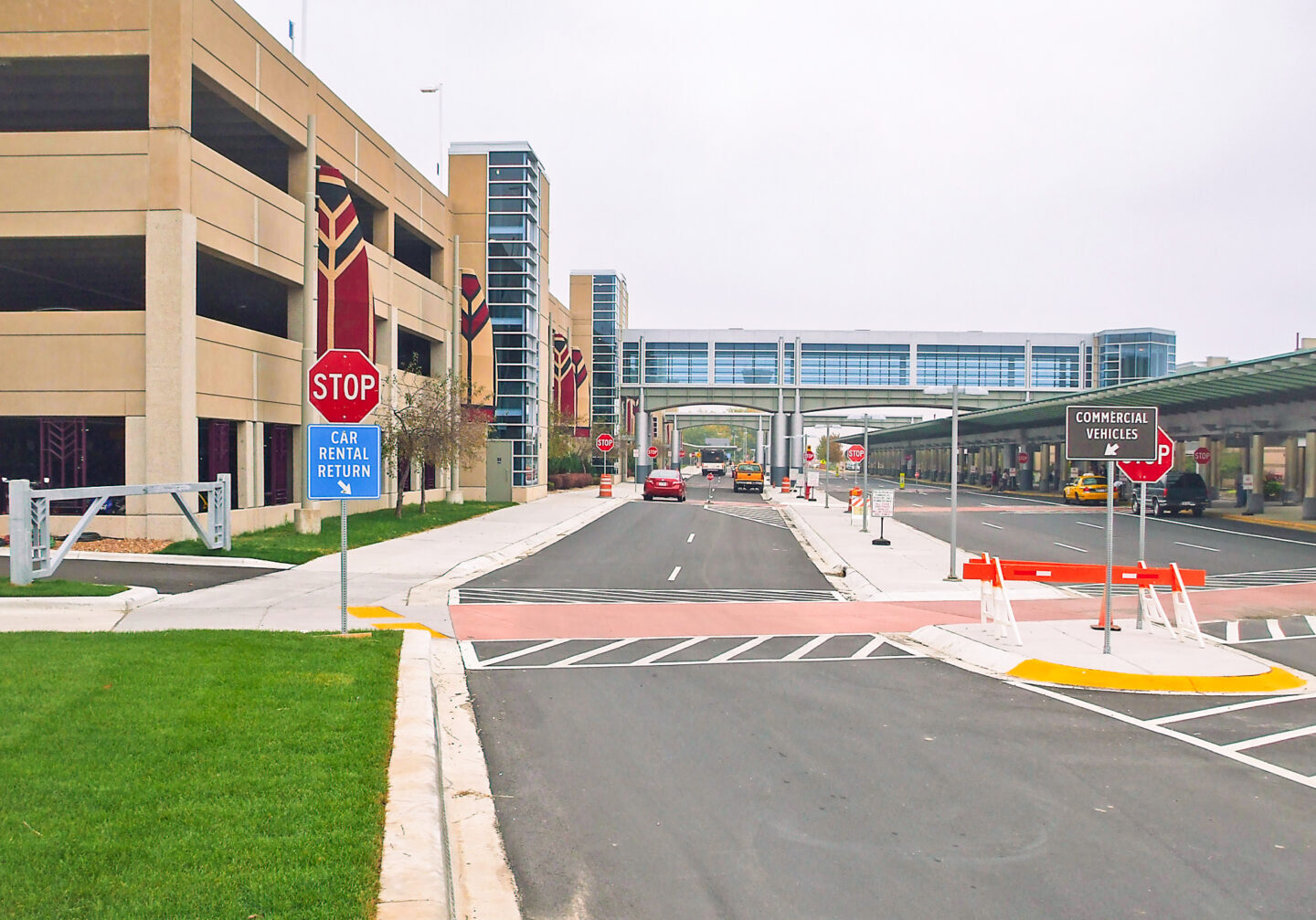 Dane County Airport_33_0909_edit