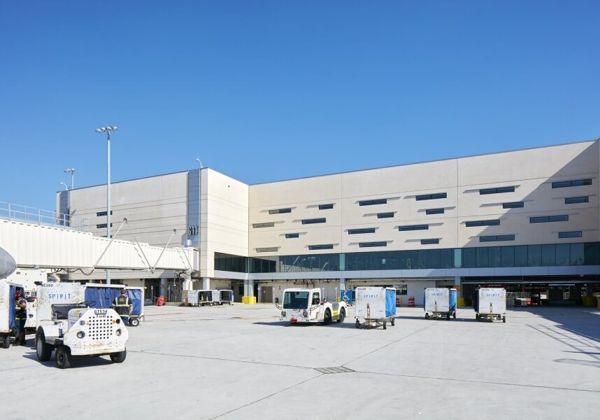Exterior BHS