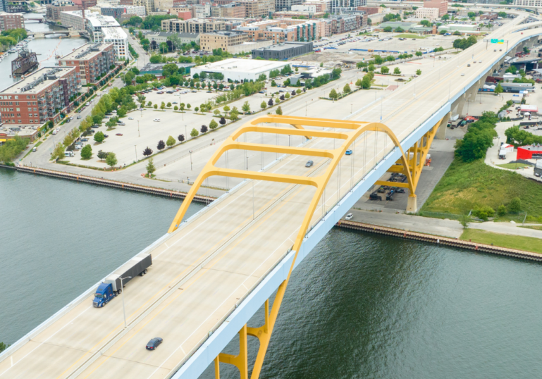 Hoan Bridge_GRAEF