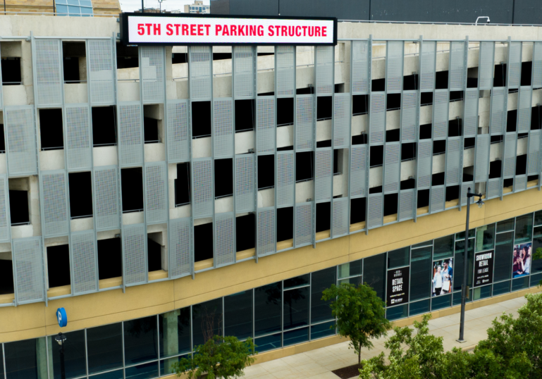 Milwaukee Bucks 5th Street Parking Structure